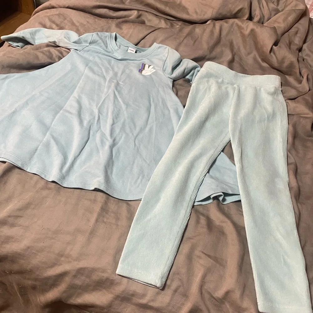 Old Navy Kids Set in Soft Blue